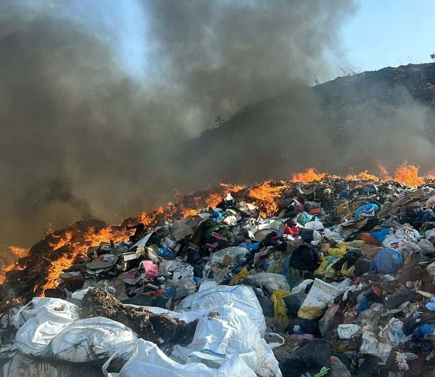 כ-1,300 ישראלים מתים מדי שנה כתוצאה מזיהום אוויר שמקורו בשריפת פסולת פלסטינית ביהודה ושומרון.