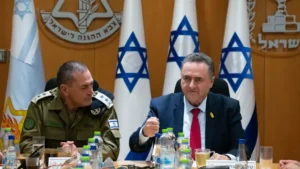 שר הביטחון ישראל כ"ץ והרמטכ"ל אייל זמיר. 