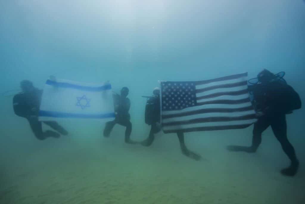 חיל הים הישראלי בתרגיל משותף עם הצי החמישי האמריקאי. צילום: דובר צה"ל
