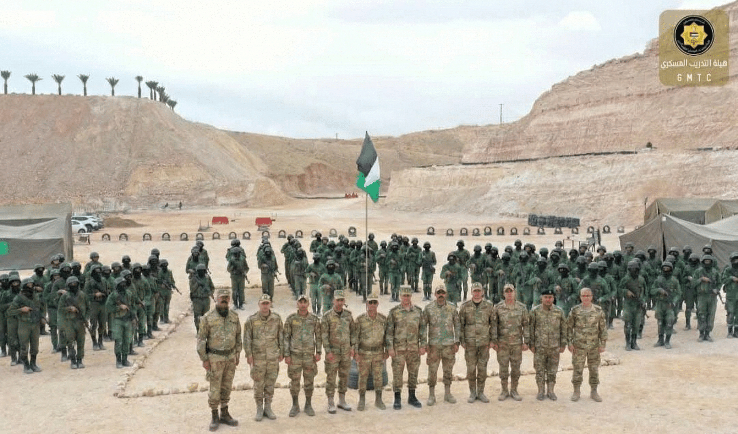 המחבלים של הרשות הפלסטינית במסדר באימונים