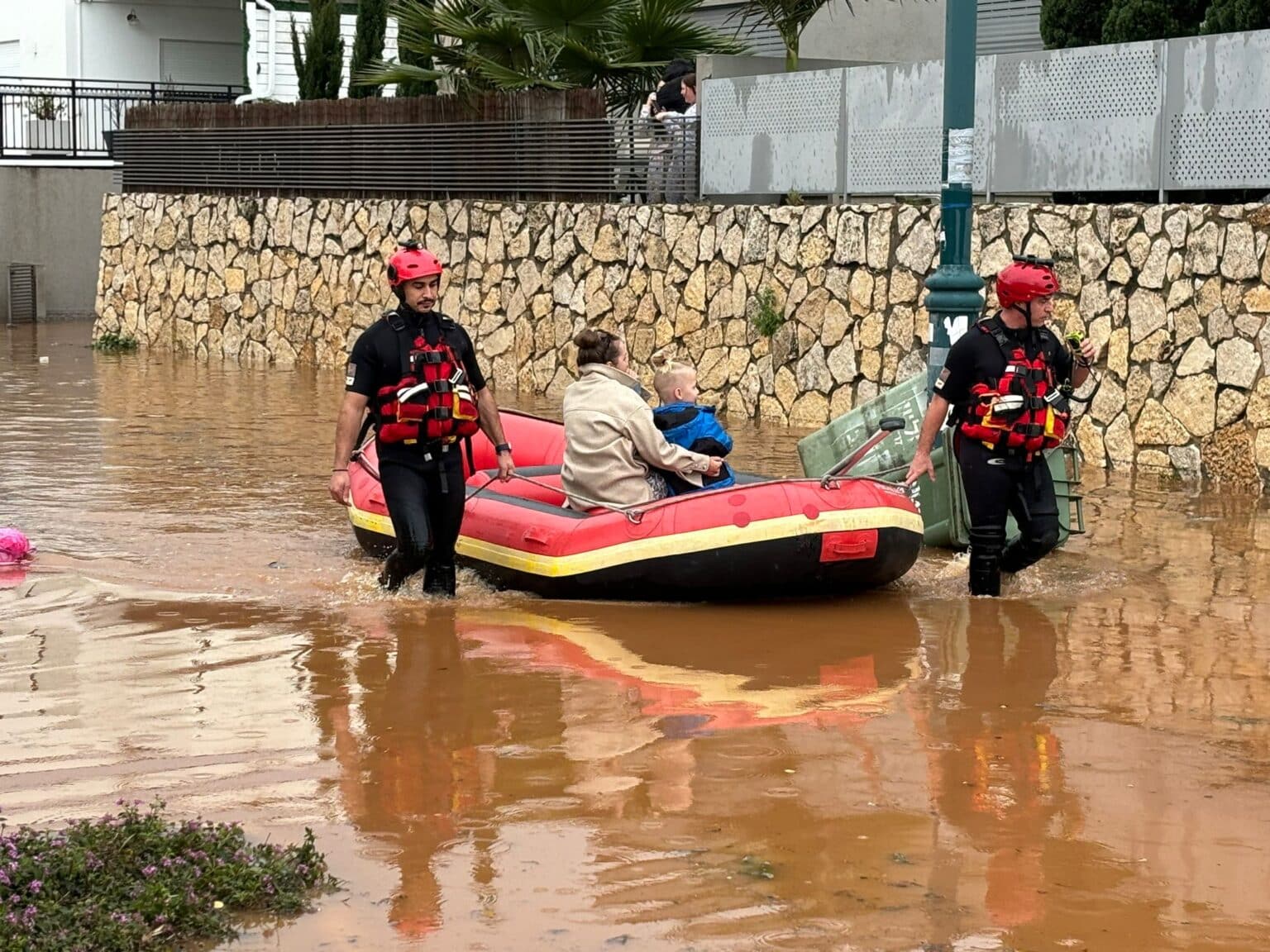 הצפות בחדרה. תמונת ארכיון. צילום: דוברות כבאות והצלה