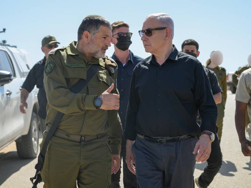 ראש הממשלה נתניהו עם האלוף זיני