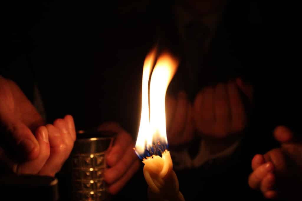הבדלה. צילום: שאטקסטוק