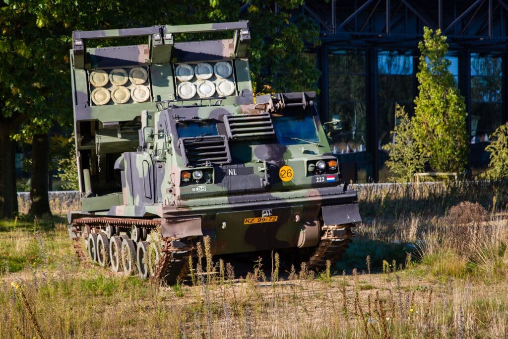 MLRS M270