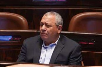 ח"כ גדי איזנקוט.