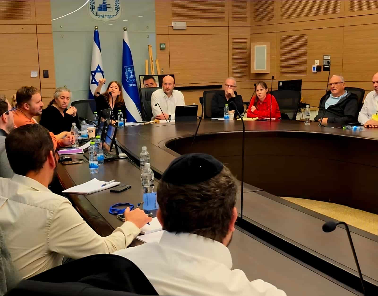 ישיבת ועדת הפנים בנושא רעידת אדמה