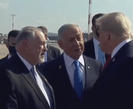 טראמפ, נתניהו, האקבי.