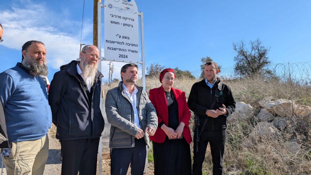 השרים סמוטריץ' וסטרוק בחומש