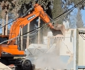 הריסת מתחם אונר"א