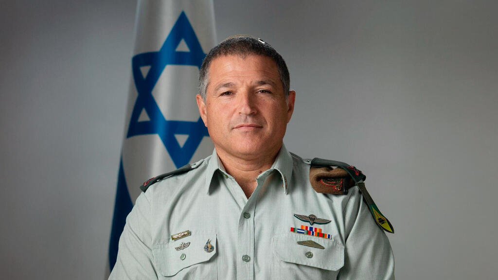 דוד זיני ראש השב"כ במדי צה"ל