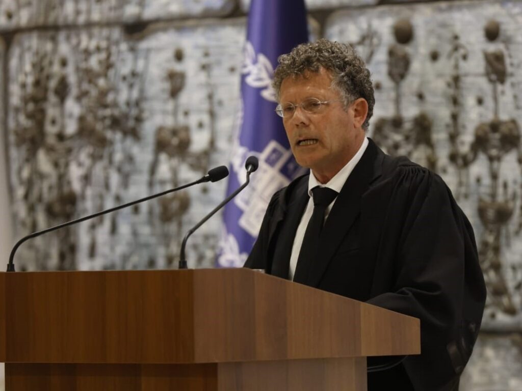 יצחק עמית