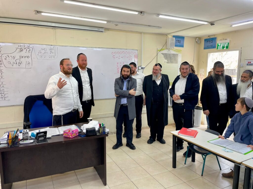 סוכות בת"ת מיצד