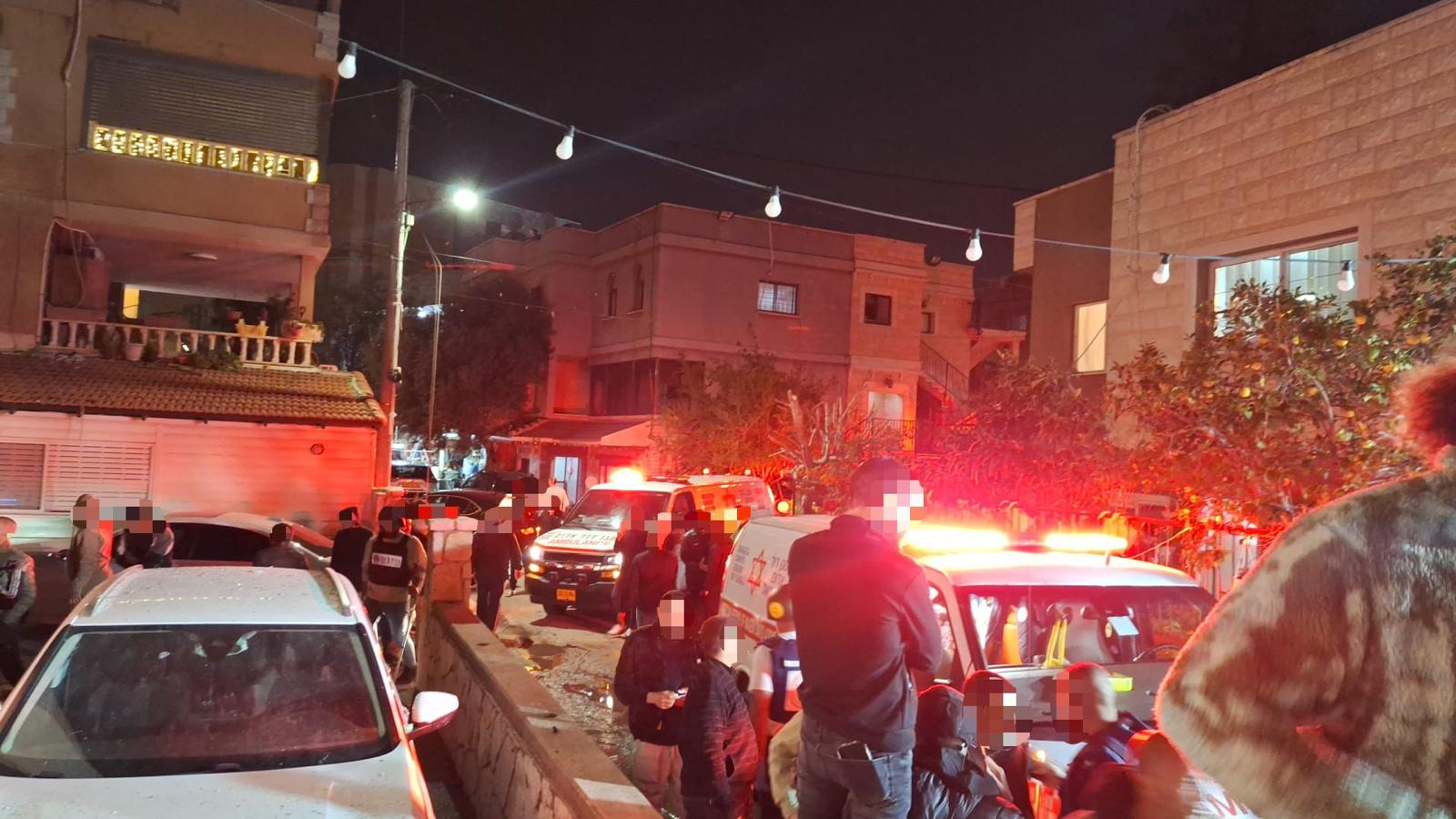 אחת הזירות בצפון. אמבולנס.
