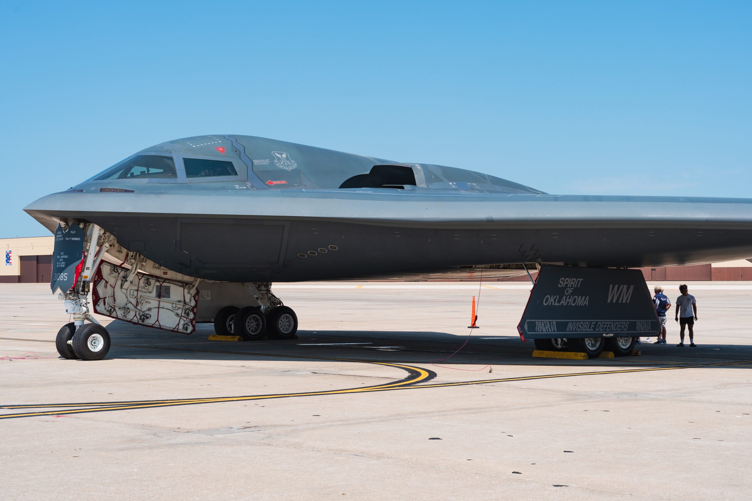 מפציץ B-2
