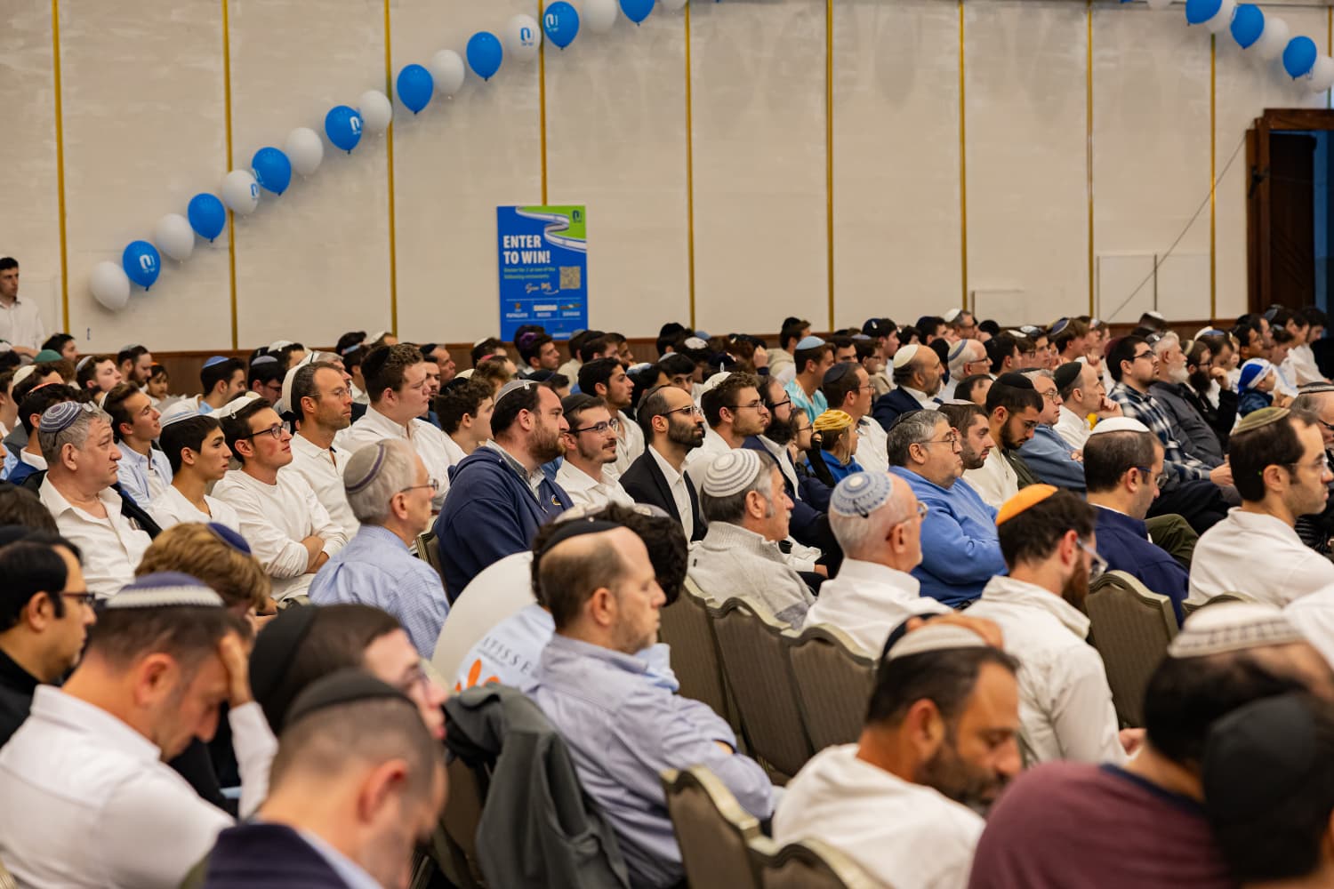 אלפי העולים בתפילת יום העצמאות