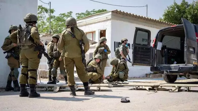 לוחמות איסוף קרבי באימון