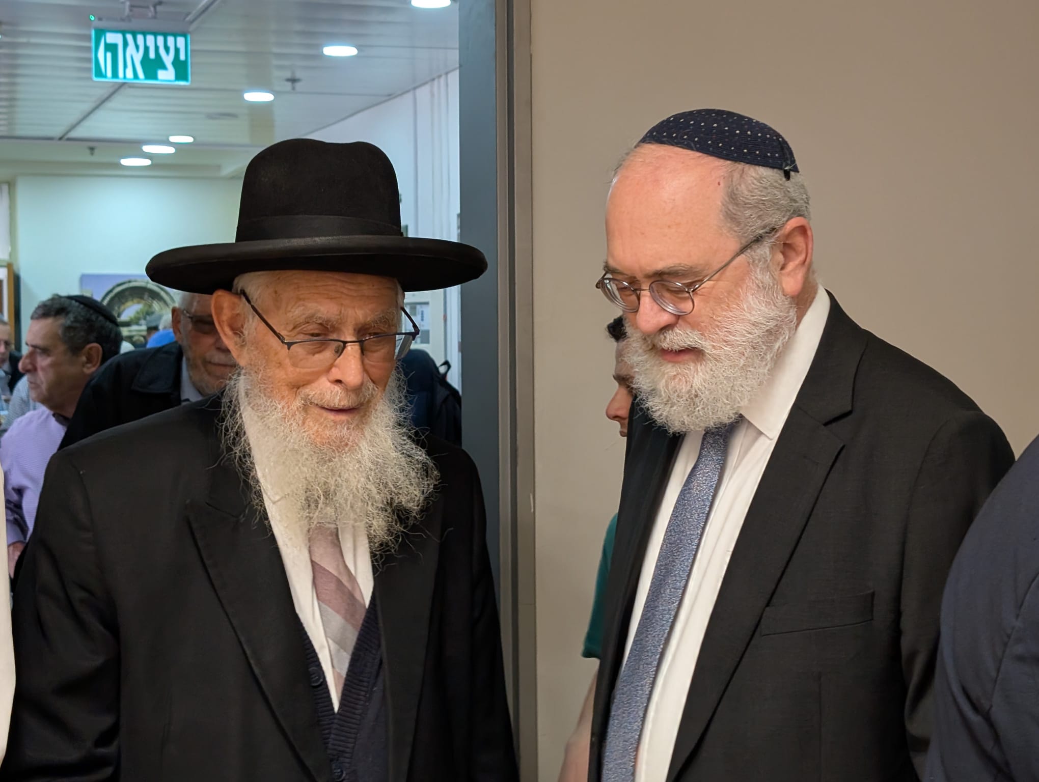 הרב נריה גוטל והרב יעקב אריאל. צילום: מרכז תורה ומדינה