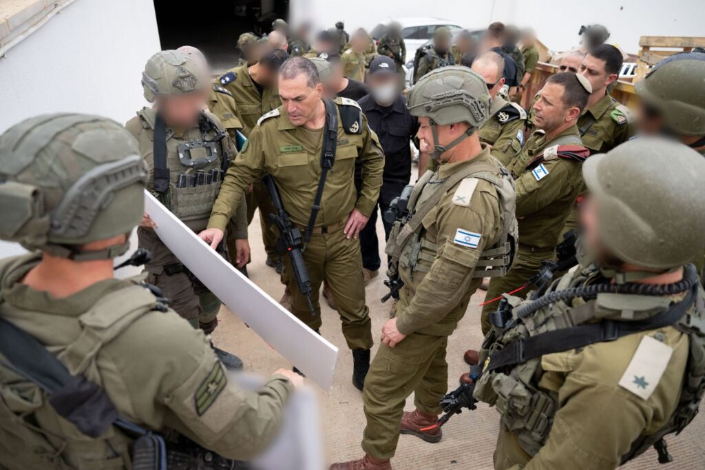 אייל זמיר בגבול המזרחי