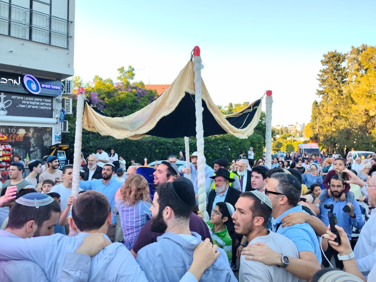 הכנסת ספר תורה