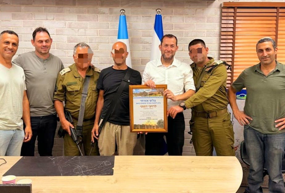 יוסי דגן נותן צל"ש לרועי דמתי