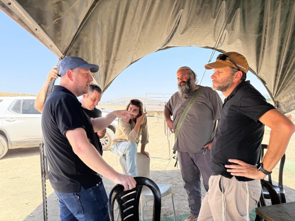 עוזאל ותיק ראש מועצת קדומים וראשי "פורום הביתה"