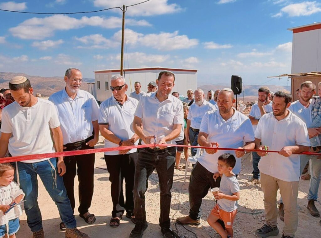חניכת שכונת ההרחבה במגדלים שבמזרח השומרון.