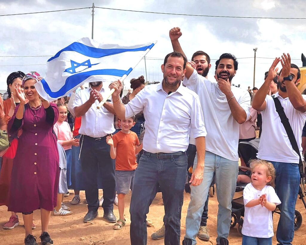 יוסי דגן בצעדה מגנים לכדים