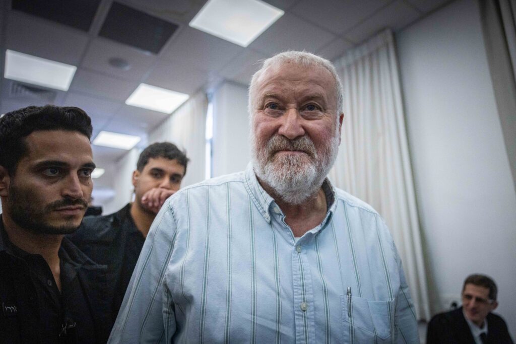 אביחי מנדלבליט הבוקר בבית המשפט. צילום: יונתן זינדל, פלאש 90.