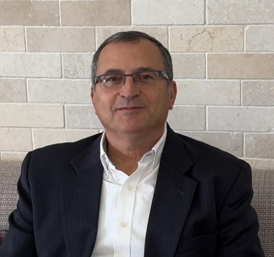 עופר מרום