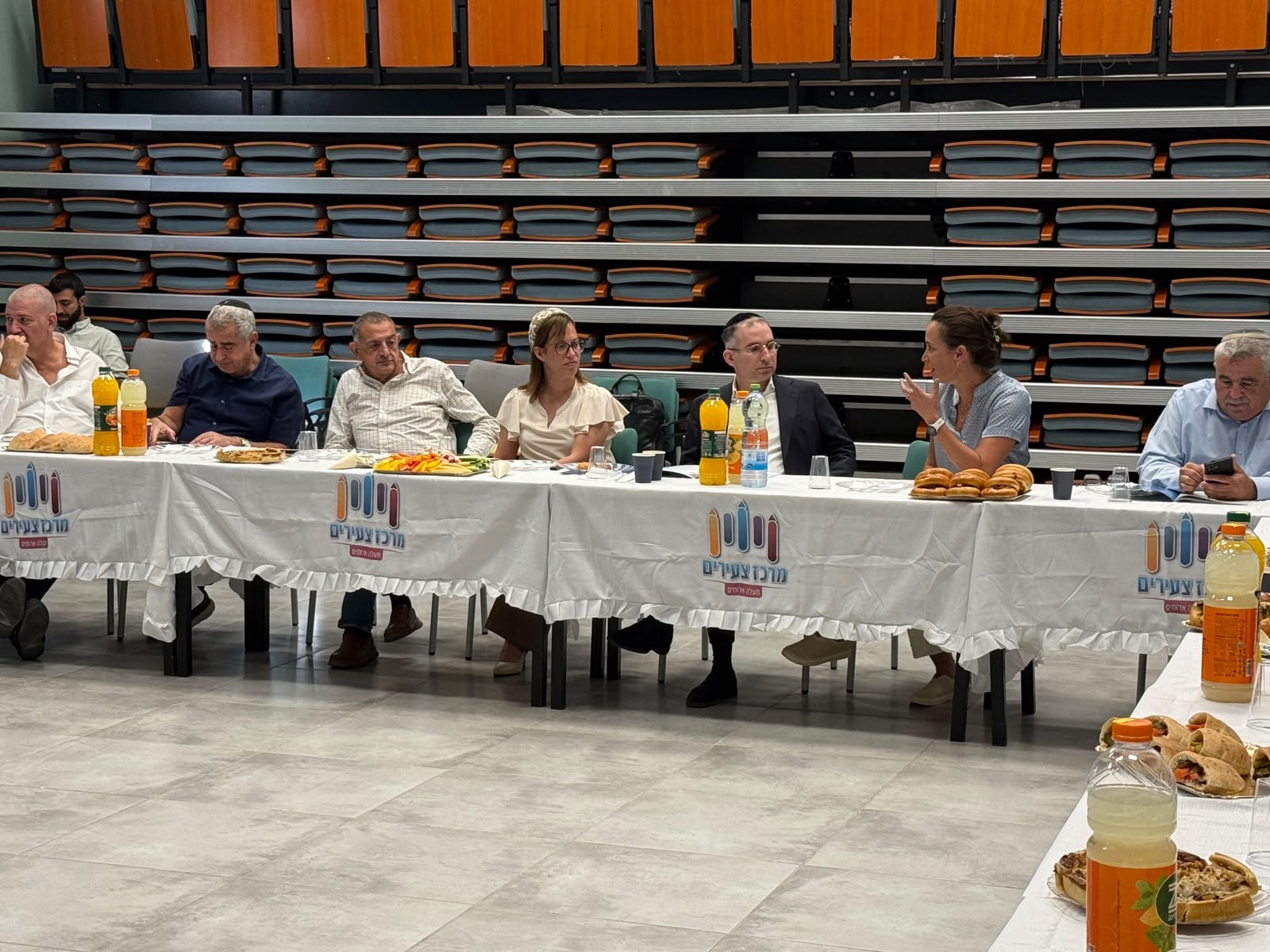 ראשי רשויות יו"ש בדיון משותף עם מנכ"ל משרד הפנים