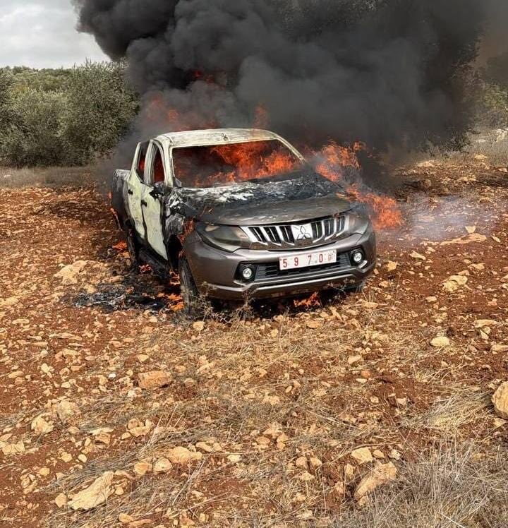 רכב שנשרף בשטח בנימין