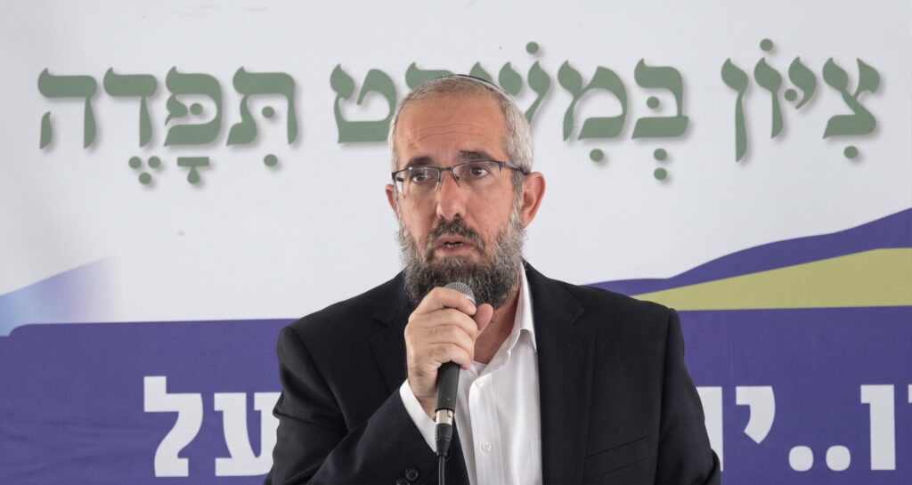 הרב קובי יקיר יום עיון בנושא מערכת המשפט ועתידה של מדינת ישראל
